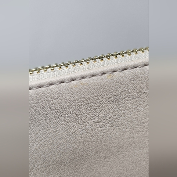 Imoshion Oversized Wristlet Clutch Makeup Bag With Floral Appliques - Picture 14 of 14